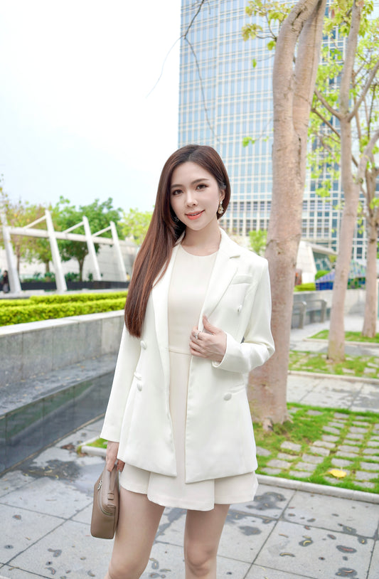 Slim White Suit Jacket (Pre-order)