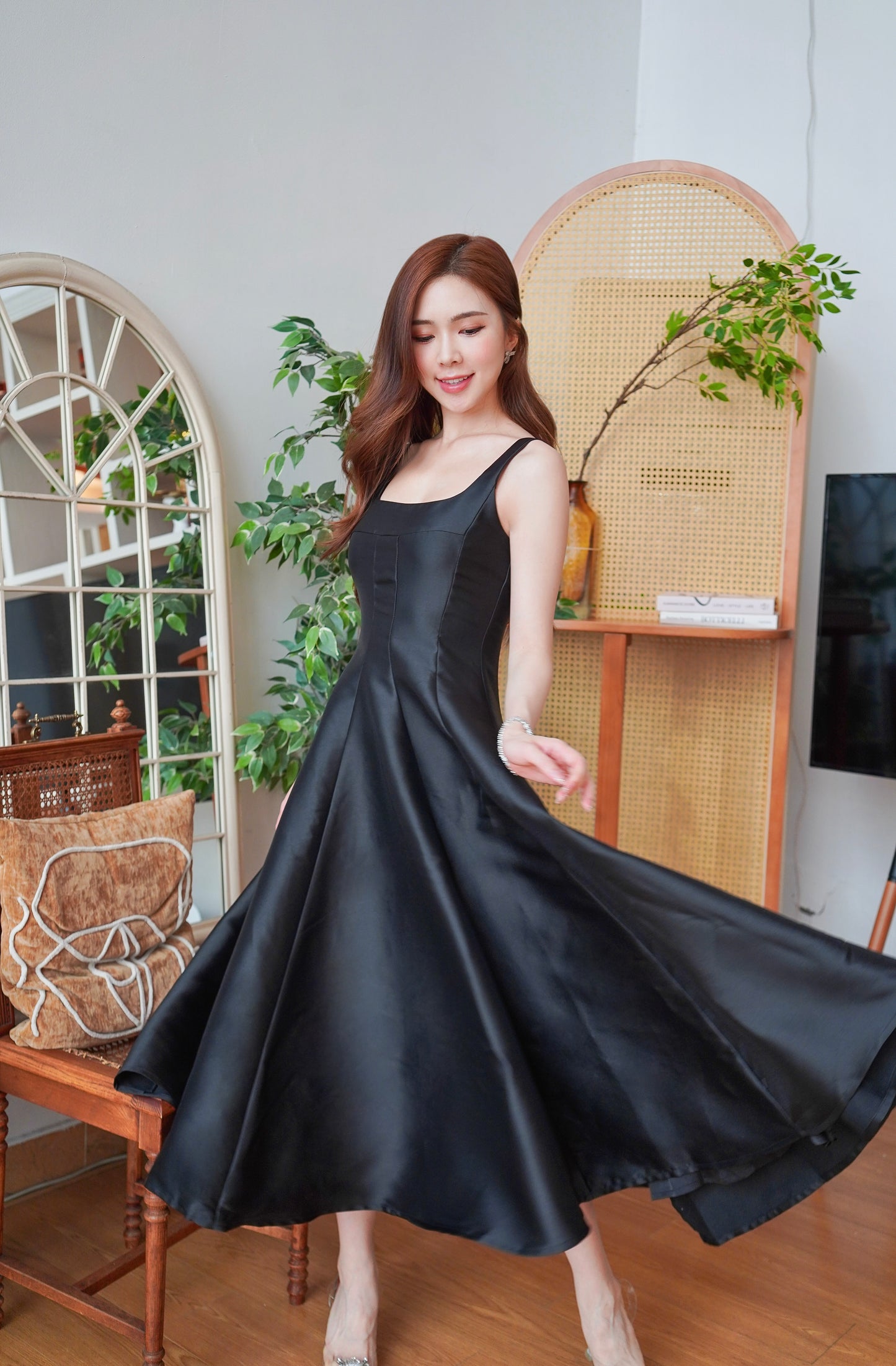 Vintage Black Dress (Pre-order)